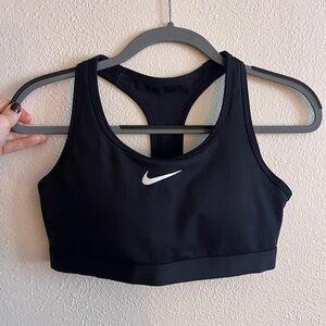 Nike Swoosh Medium Support Sports Bra